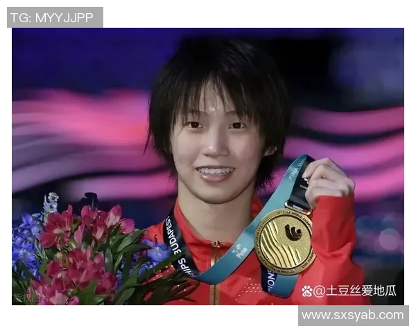 德国与智利在联合杯决赛中展开激烈对决谁将捧起冠军奖杯