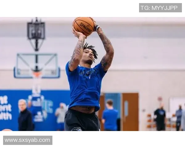 斯库特亨德森的篮球之路：从天才少年到NBA新星的成长历程